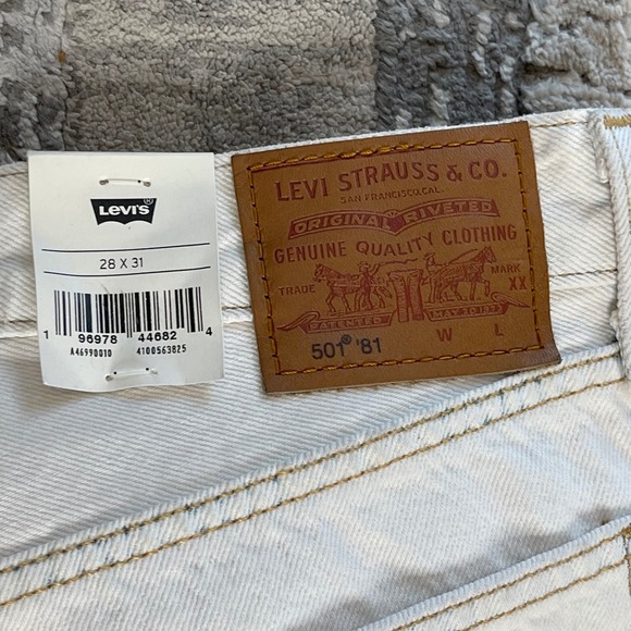 NWT Levis 501 Premium 81 High Rise Loose Tapered Leg Acid Wash Jean Womens 28x31 - Picture 7 of 13